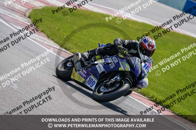 donington no limits trackday;donington park photographs;donington trackday photographs;no limits trackdays;peter wileman photography;trackday digital images;trackday photos